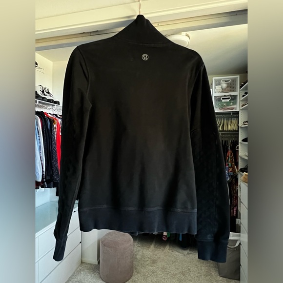 Lululemon Zip Up - Black, size 4/6 - Picture 2 of 3